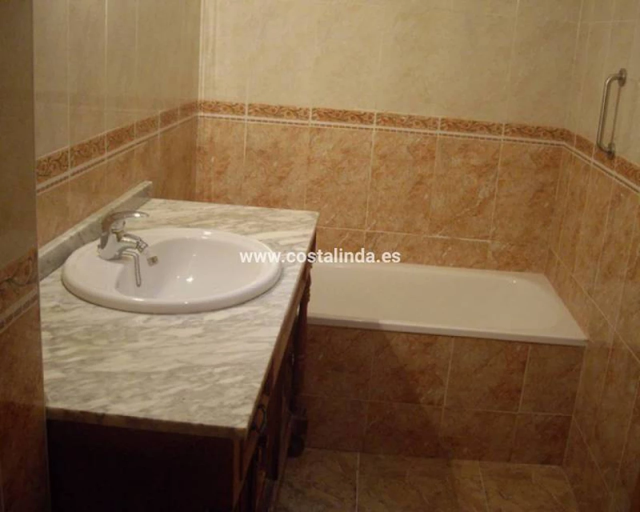 LAC 2273  | LAC 2273 